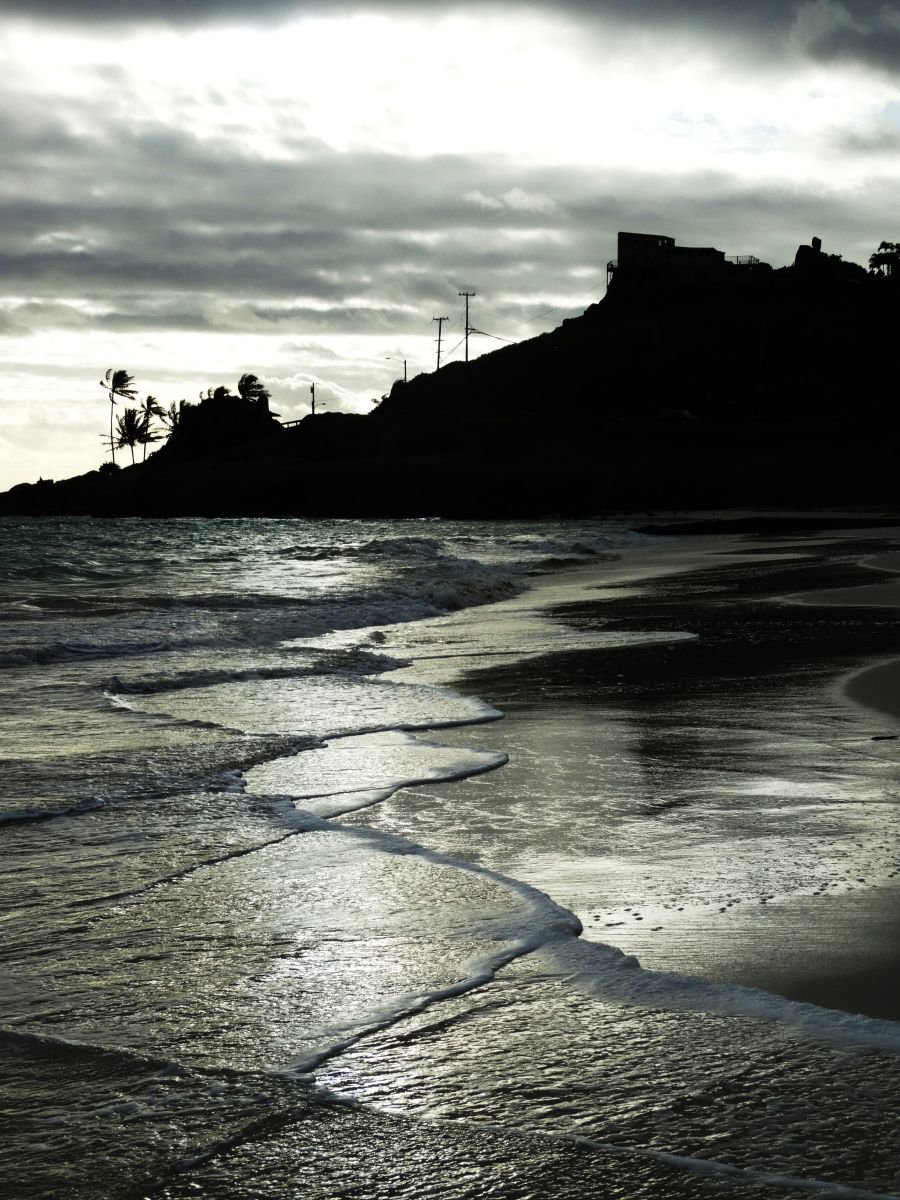 Photorealistic Photograph , Crisscrossing Surf, Hawaii By Leon Sarantos, 24 X 32, Artwork For Sale On Artfinder