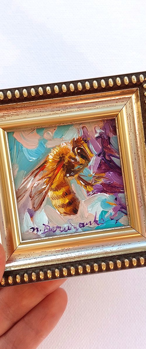 Bee by Nataly Derevyanko