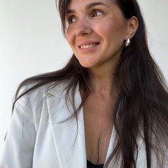Visit Anna Survivor shop
