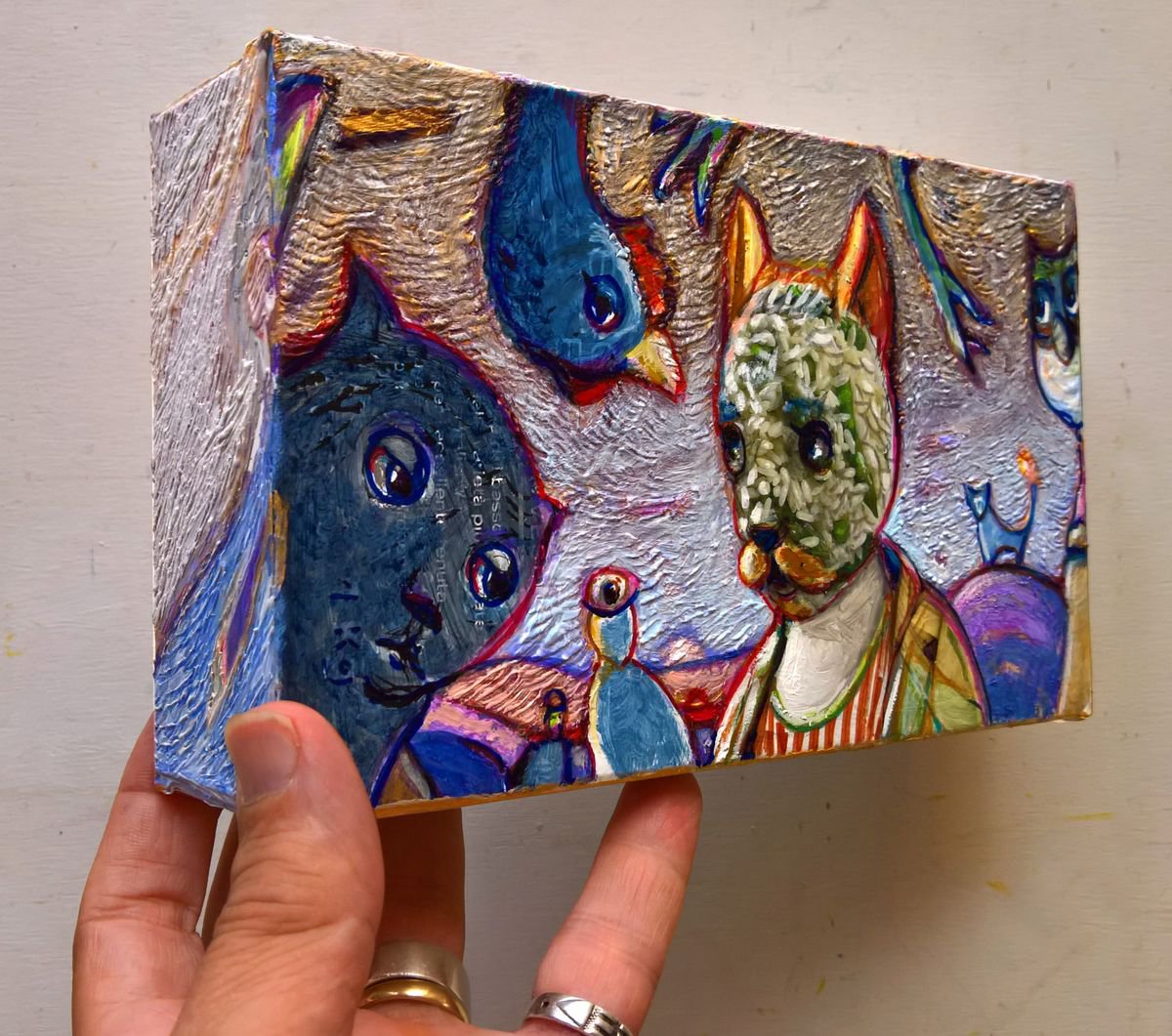 - MR CARNAROLI DOG- ( 13 x 21 x 5,5 cm ) by Carlo Salomoni