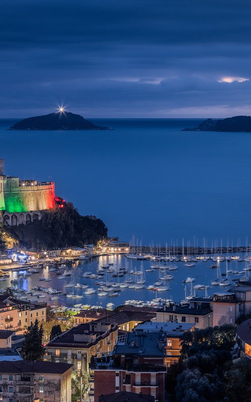 LERICI BLUE HOUR by Giovanni Laudicina