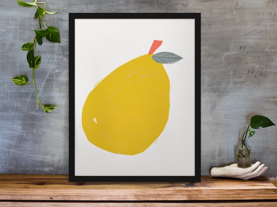 MOON YELLOW PEAR