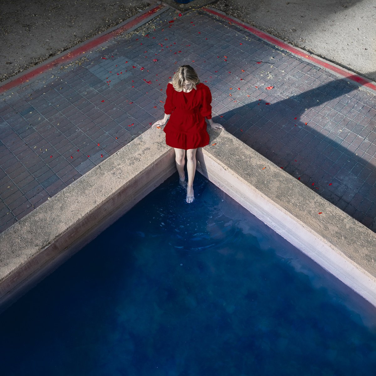 Surrealistic Abstract Photograph By Dasha Pears, 32 X 32, Deep Into The Waters, Original Artwork