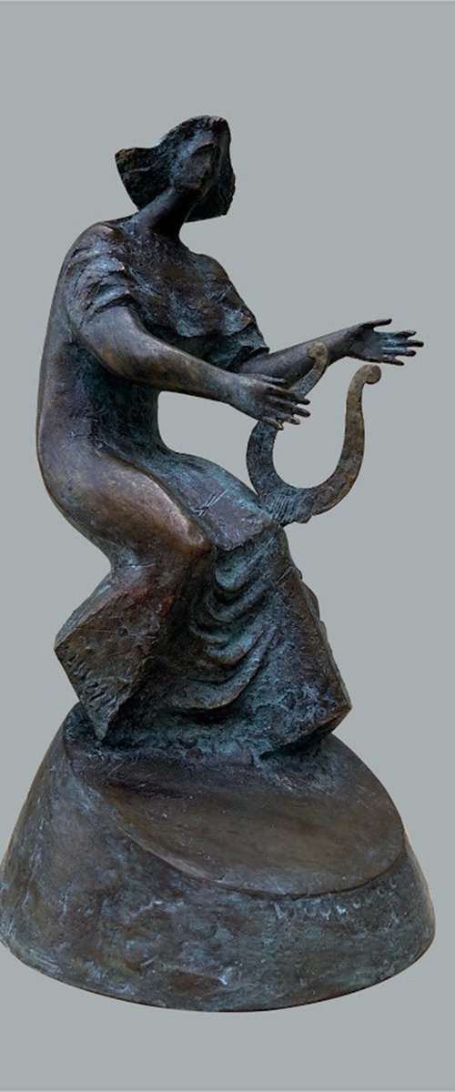 Music (35x25x25cm, bronze) by Grigor Darbinyan