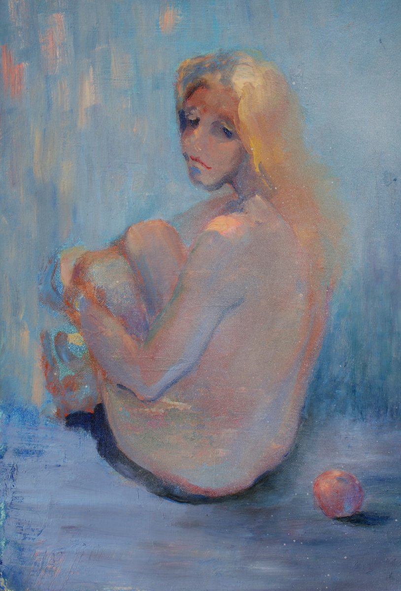 Nude with an apple by Olga Gnezdilova