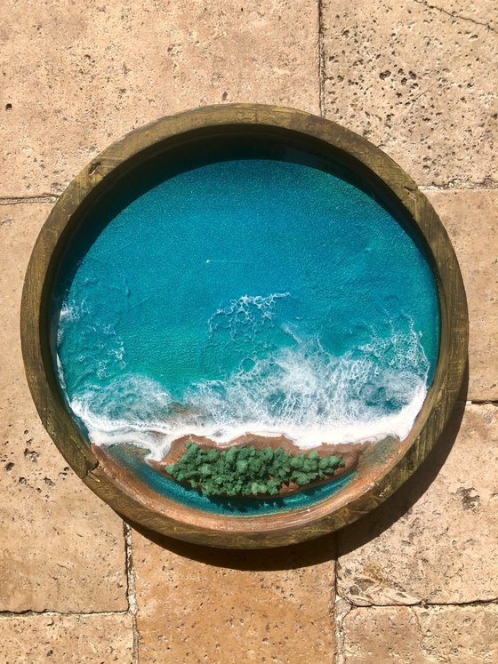 Ocean porthole