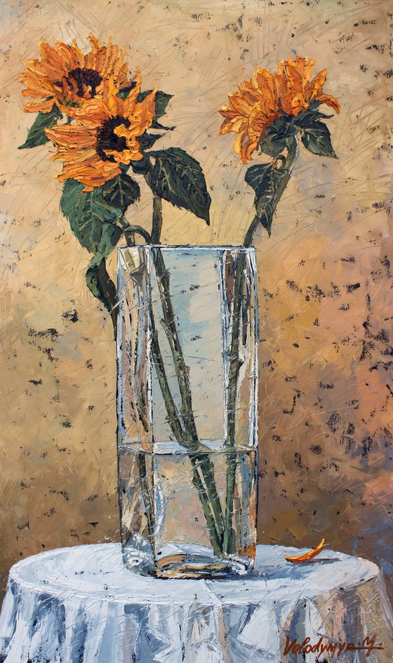 Sunflowers in a vase.