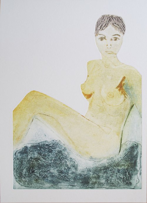 Golden Seated Female Nude by Catherine O’Neill