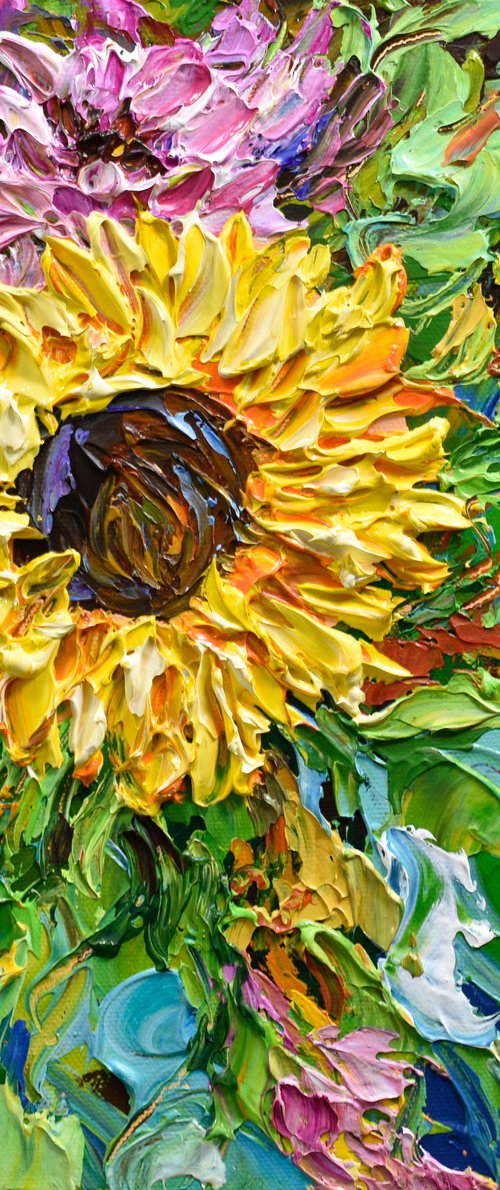 Sunflower in the garden - Original Floral Painting on Canvas, Palette Knife Art, Textured Impasto Artwork by Olga Tkachyk