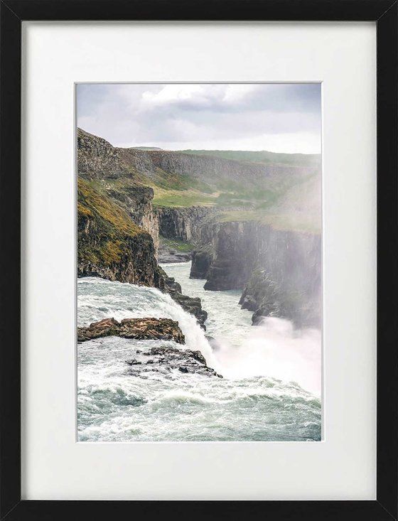 VERTICAL GULFOSS WATERFALL