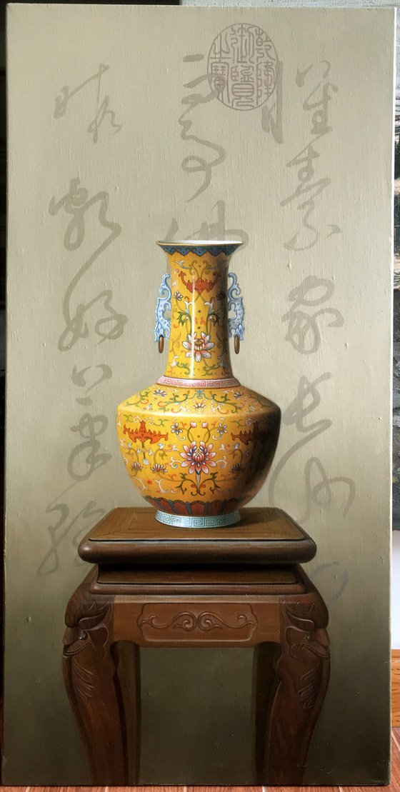 Still life:Chinese China vase on the table