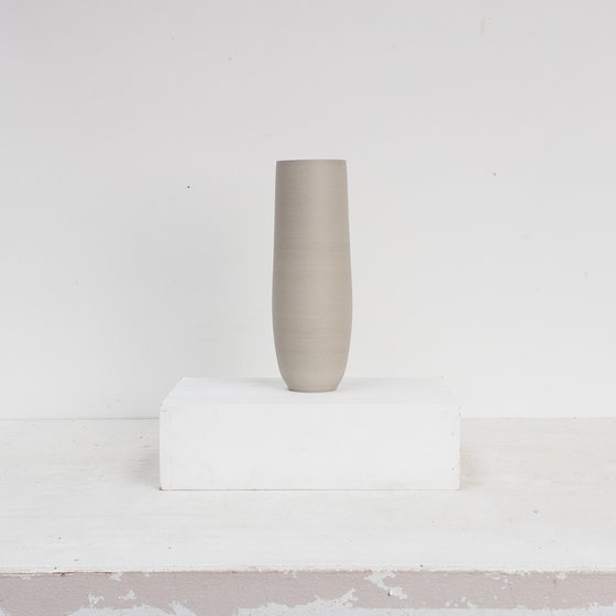 Tall Vase / Pale Grey