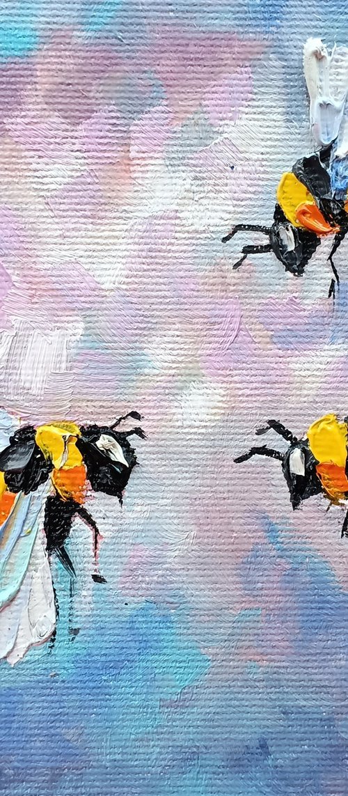 In the sky - small painting, bumblebee insects, oil painting, postcard, bumblebee, bumblebee oil, painting, gift, gift idea, insects by Anastasia Kozorez