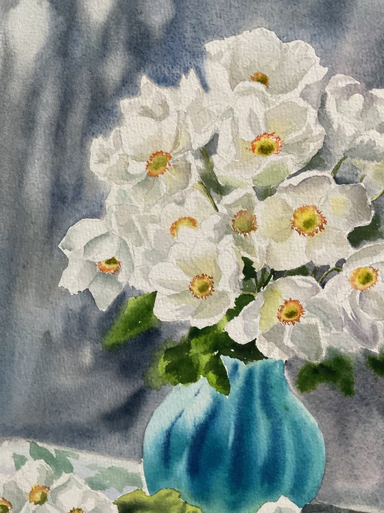 Bouquet of white flowers, original