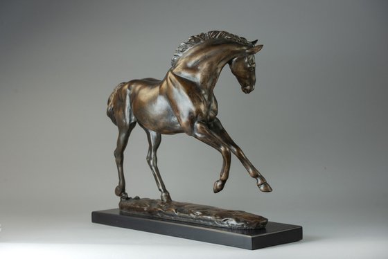 Large Playing Horse Bronze Res