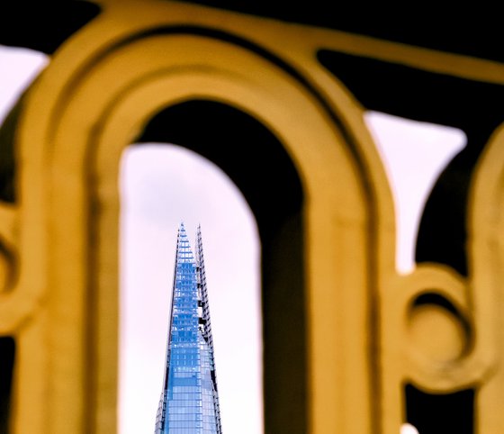 Golden frame : The shard May 2021 (Southwark Bridge)  2/20 12X18