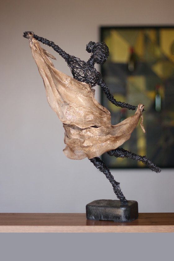 Silken Rise