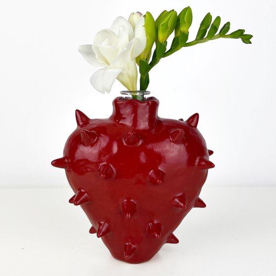 Spiked Heart Vase