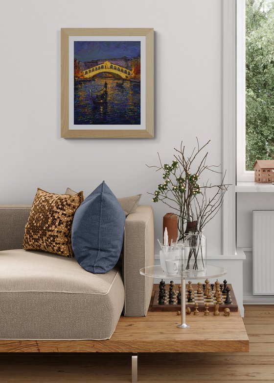 Rialto Bridge. Venice evening