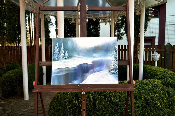 Hushed Path: Finding Christmas