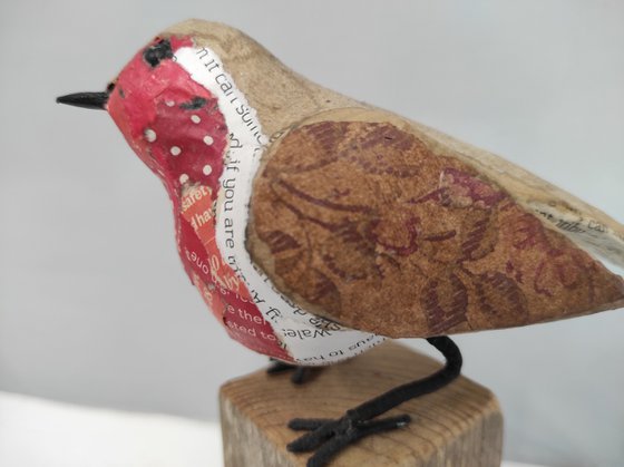 Robin #6 paper bird sculpture