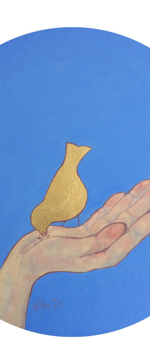 Original round painting - Hand and bird - Oil and golden leaf art for living room (2021) by Olga Ivanova