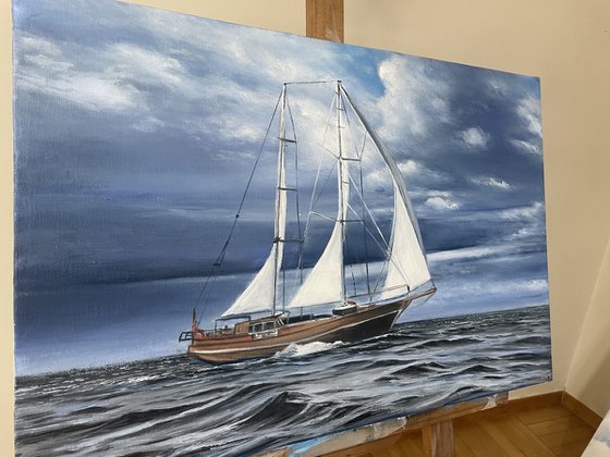 Sailing in winds of freedom