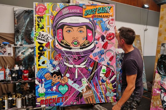 The Cadet 120cm x 150cm Textured Urban Pop Art