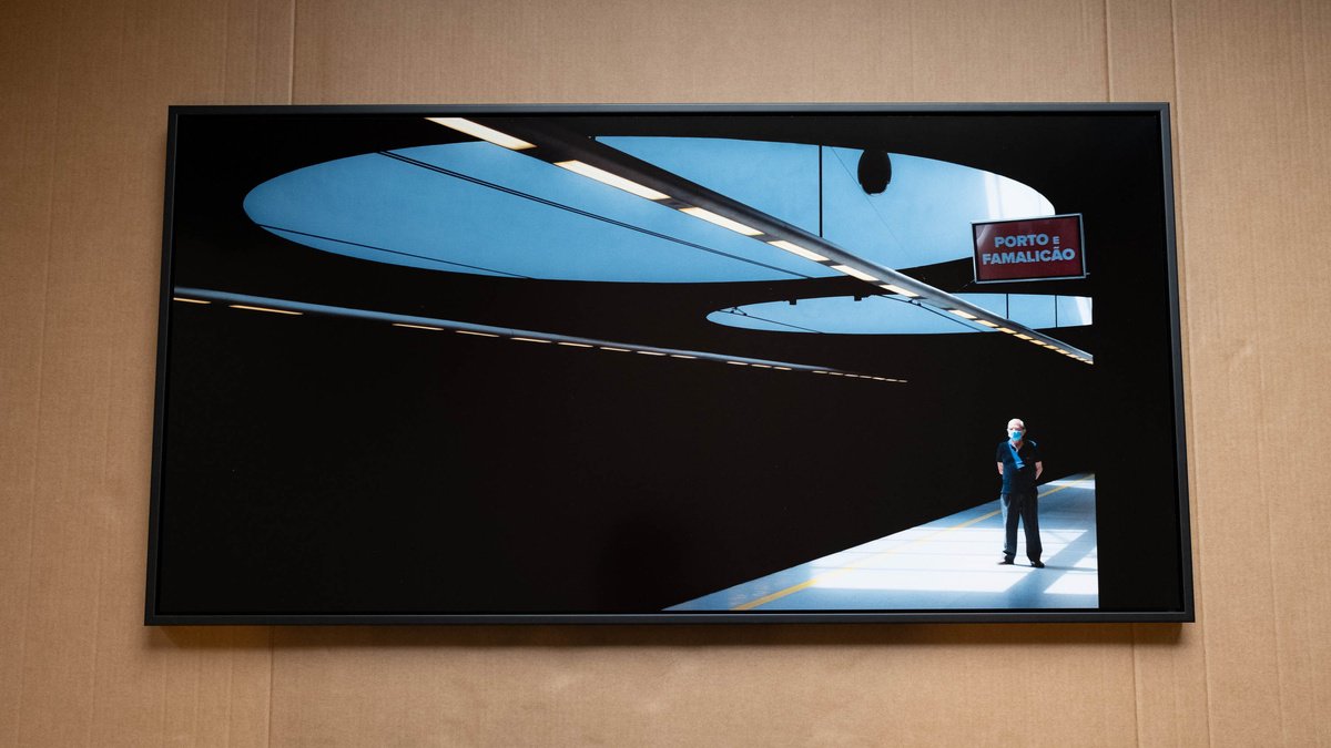 Geometric Photograph , Attendre Dans L