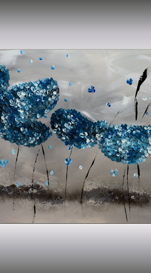 Blue Hydrangea by Edelgard Schroer