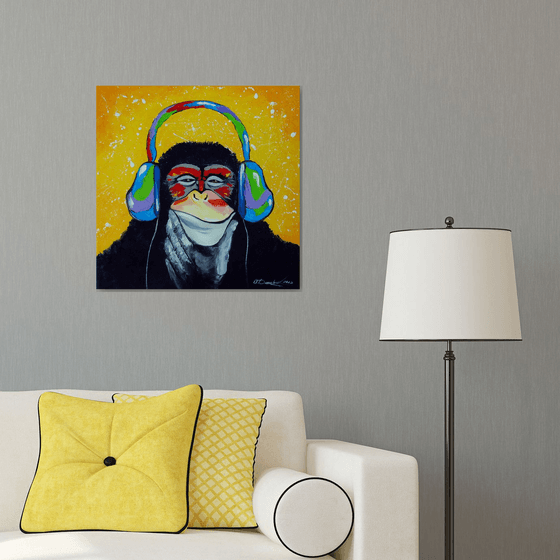 Music lover monkey