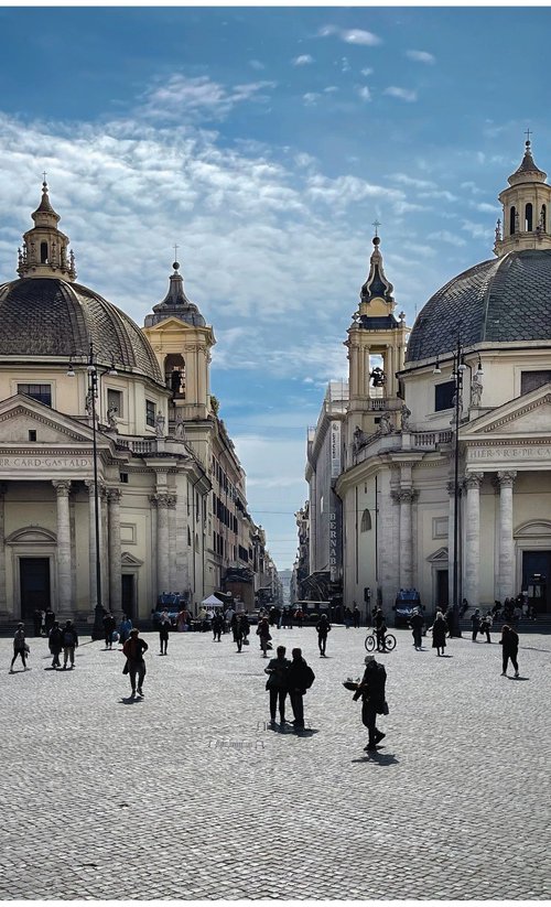 Silhouettes in Piazza del Popolo by Rick Turner