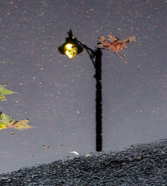 PUDDLE LAMP (Limited edition  2/50) 18"X12"