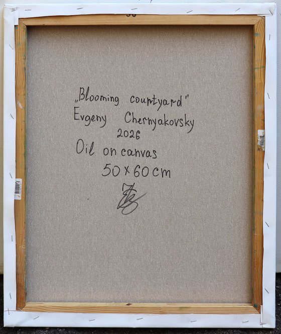 "Blomsng courtyard"