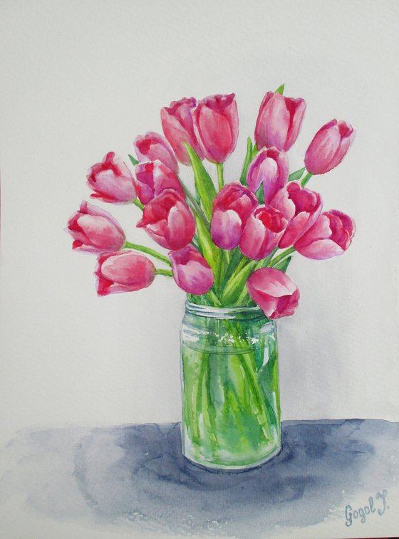 Bouquet of pink tulips