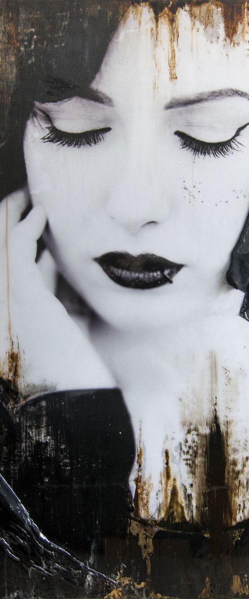 "Nikki IV" (160x106x5 cm) XL portrait artwork on wood (abstract portrait, original, epoxy, gold, painting) by Rouzbeh Tahmassian