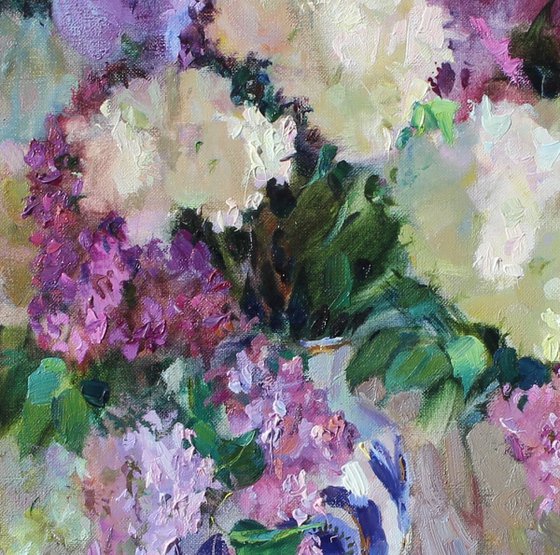 Bouquet of lilacs
