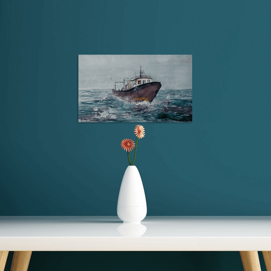 FISHING BOAT