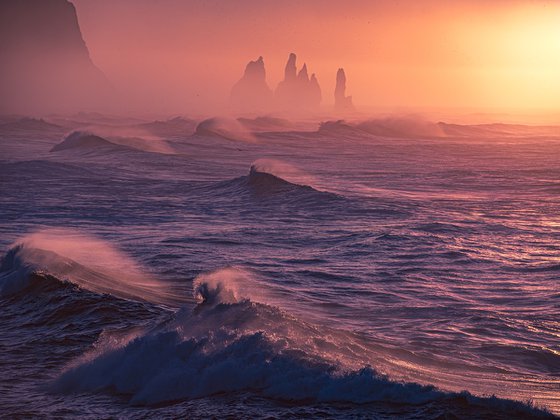 Roar of Reynisdrangar