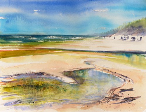 Sandy sea shore by Eve Mazur