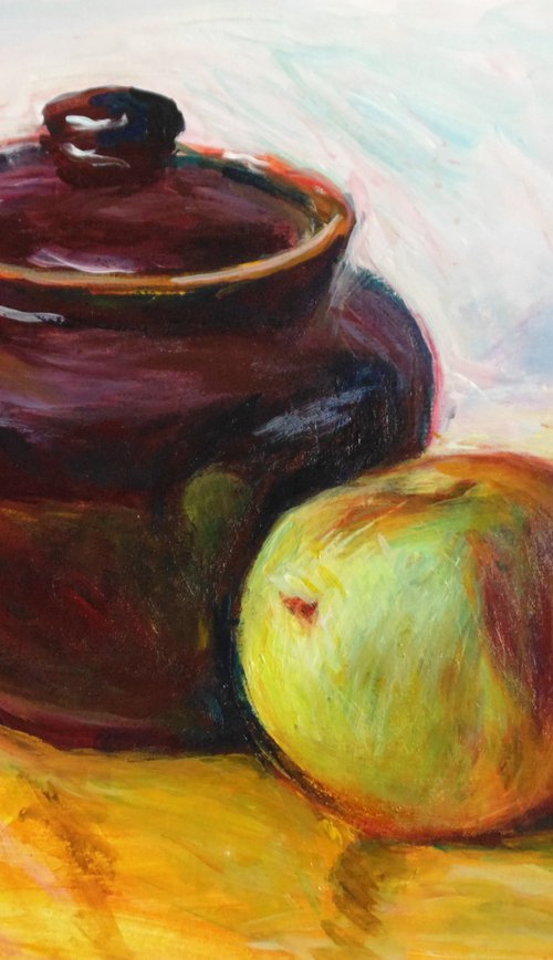 Pot and apple by Alexander Shvyrkov