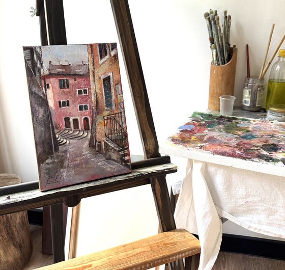 Cityscape. Pink hous
