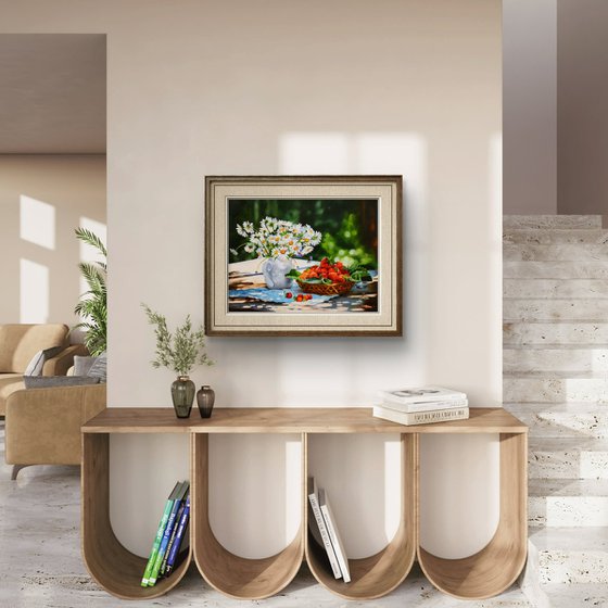 summer strawberry and daisy