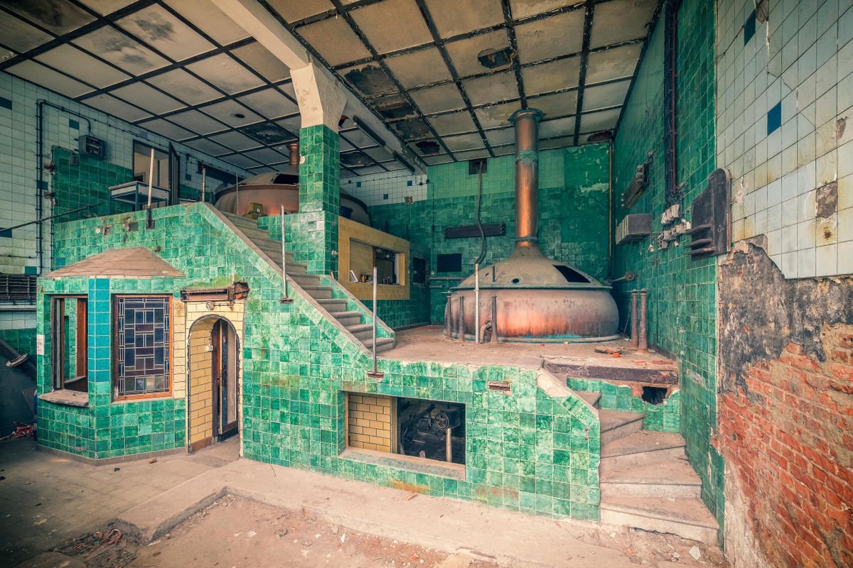 Photorealistic Cityscapes Photograph By Michael Schwan, 51 X 35", Green Beer, Original Artwork