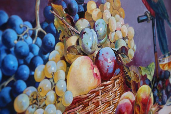 still life Grapes and Macaw Parrot