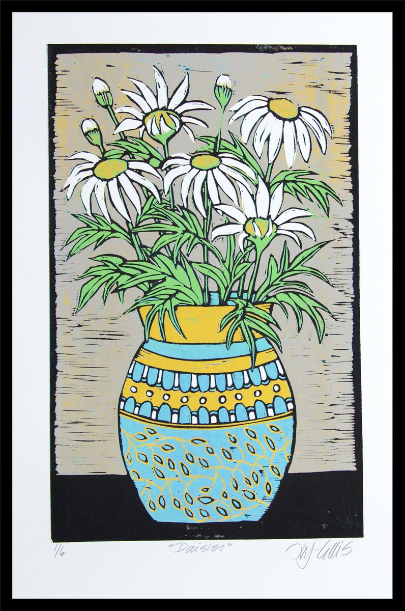 Daisies in Vase by Mariann Johansen-Ellis
