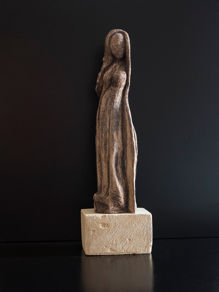 Expressive Portrait Clay Sculpture By Isabel Robledo, 5 X 17, Madonna, Original Artwork