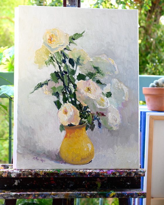 White Still life, Roses