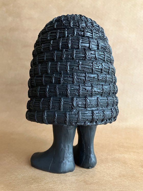 Hive Guy I - black
