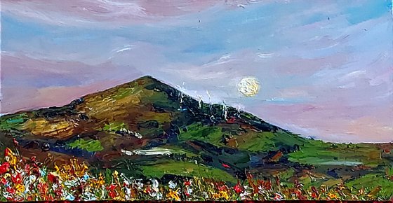 Croghan & the Setting Moon